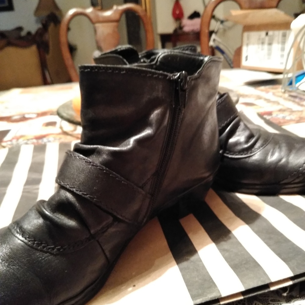 Boots - Picture 2 of 8